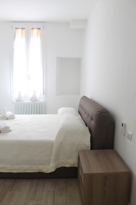 Appartamento San Vitale - image 10