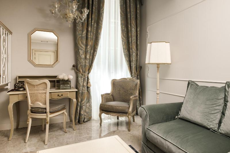 Signature Suite image 1