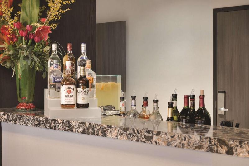Embassy Suites By Hilton Pittsburgh-Downtown - image 31