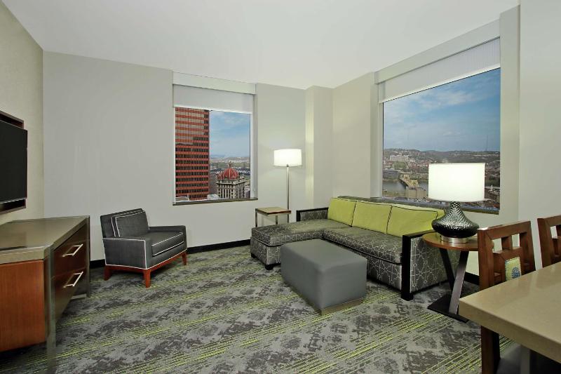 Embassy Suites By Hilton Pittsburgh-Downtown - image 29