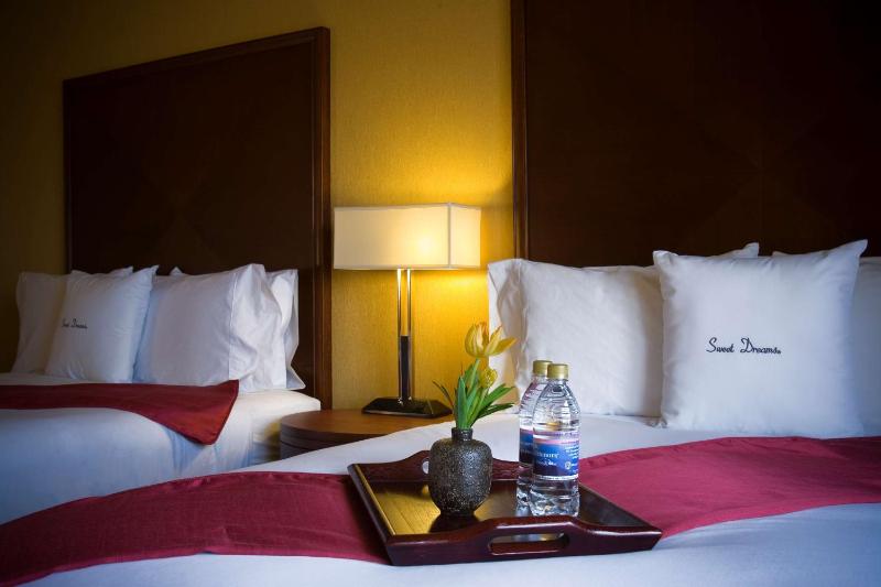Premium Queen Room with Two Queen Beds - Non-Smoking image 2