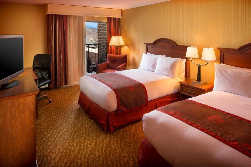 Double Room with Balcony - Non-Smoking 