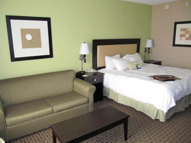 King Room with Sofa Bed and Study - Non-Smoking image 2