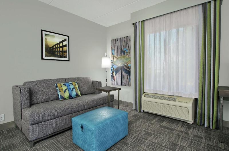 King Room with Sofa Bed and Study - Non-Smoking image 3