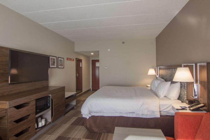 King Room with Sofa Bed and Study - Non-Smoking image 3