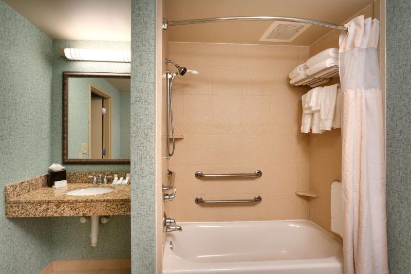 King Room image 2