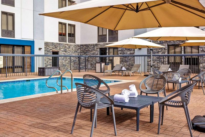 Hampton Inn San Antonio-Downtown (River Walk Area) - image 8