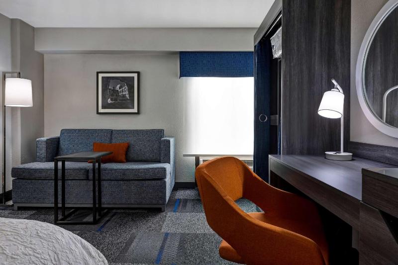 Hampton Inn San Antonio-Downtown (River Walk Area) - image 15