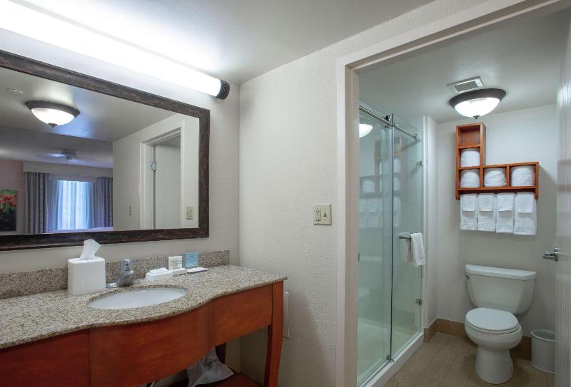 Double Suite with Kitchen - Non-Smoking image 2