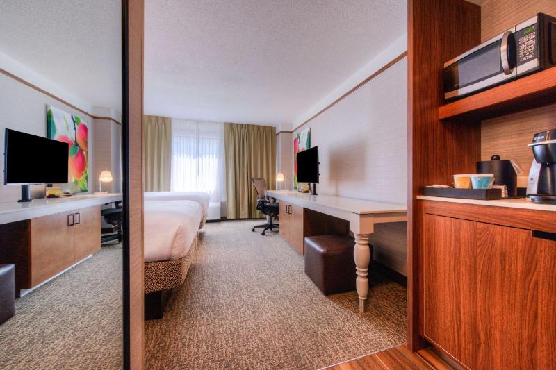 Double Room with Two Double Beds image 3