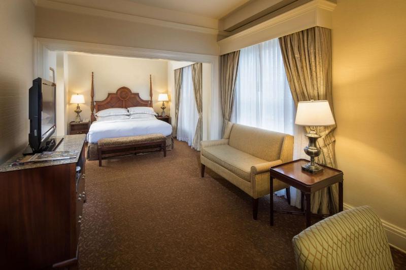 The Seelbach Hilton Louisville - image 2
