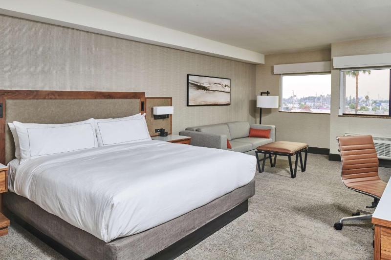 King Room image 1