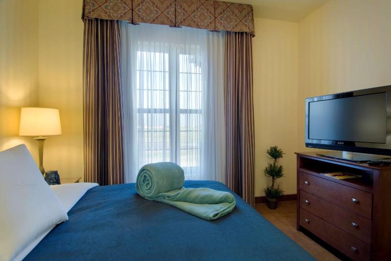 One-Bedroom King Suite - Non-Smoking image 1