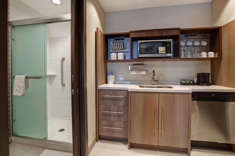 King Studio Suite - Non-Smoking image 2