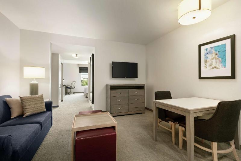 King Studio Suite - Non-Smoking image 3