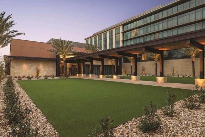 Hilton North Scottsdale at Cavasson - image 34