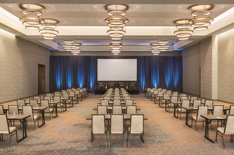 Hilton North Scottsdale at Cavasson - image 19