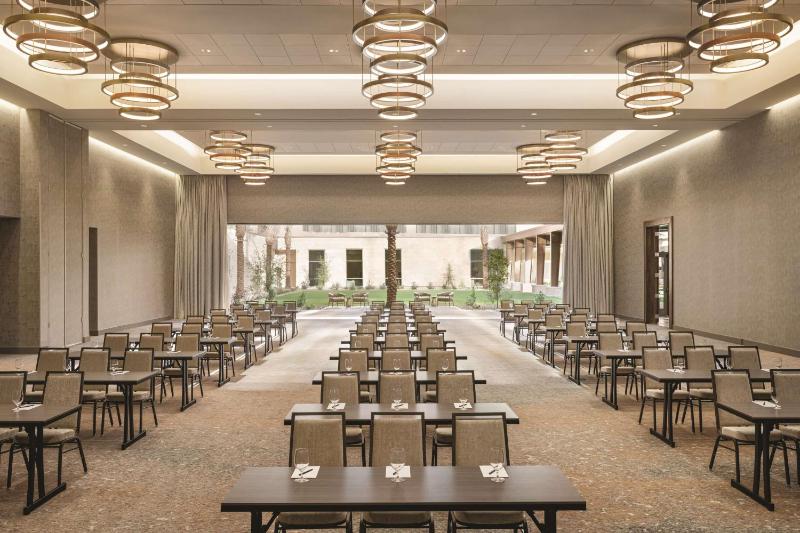 Hilton North Scottsdale at Cavasson - image 45