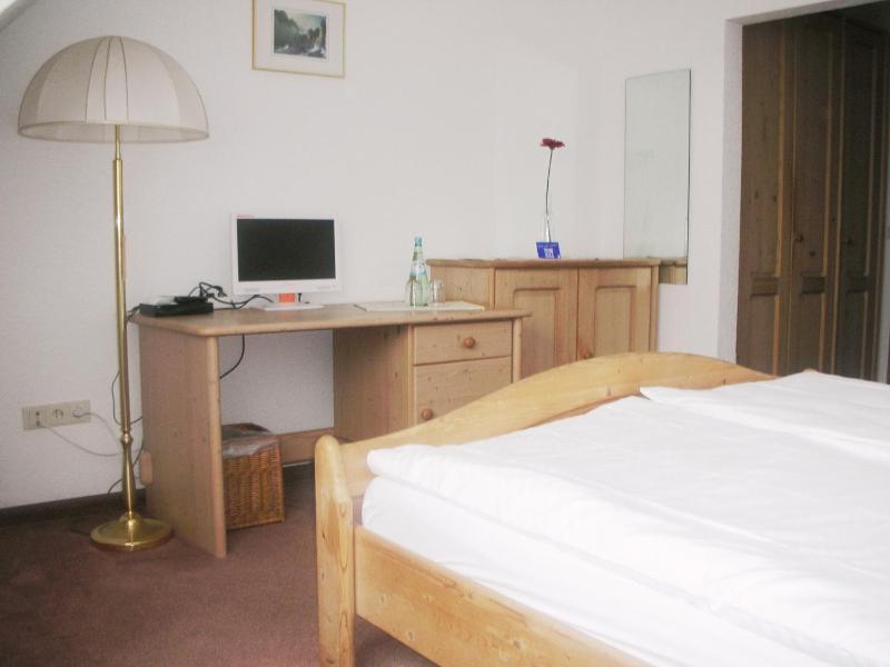 Double Room - Category C image 2