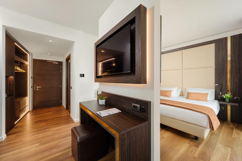 Executive Junior Suite image 1