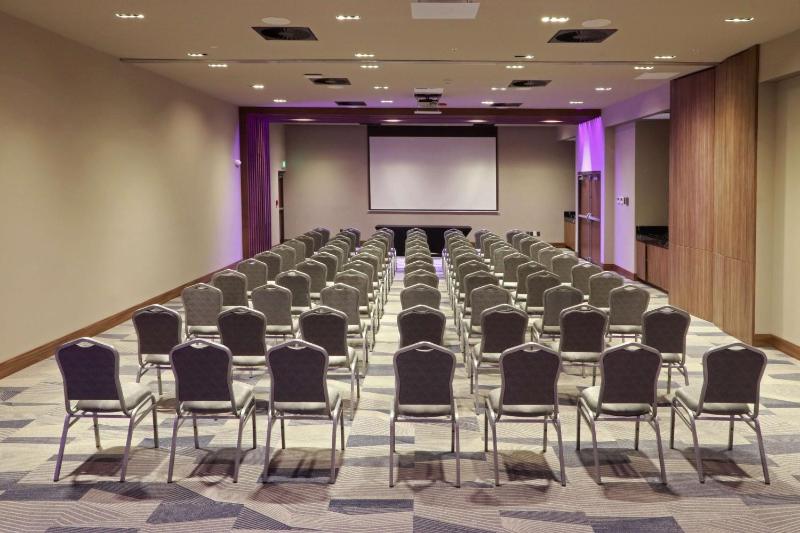 Hilton Garden Inn Monterrey Obispado - image 2