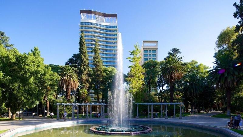 Departamento en el centro de Mendoza con hermosa vista a la ciudad - image 10