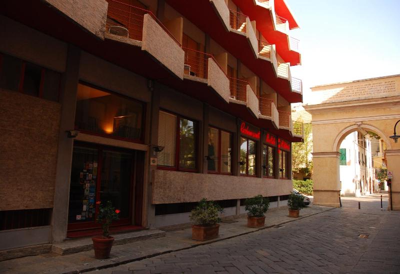 Hotel Colibri - image 2