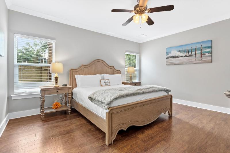Barracuda Beach House - image 41