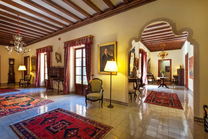 Hotel Llenaire - image 15