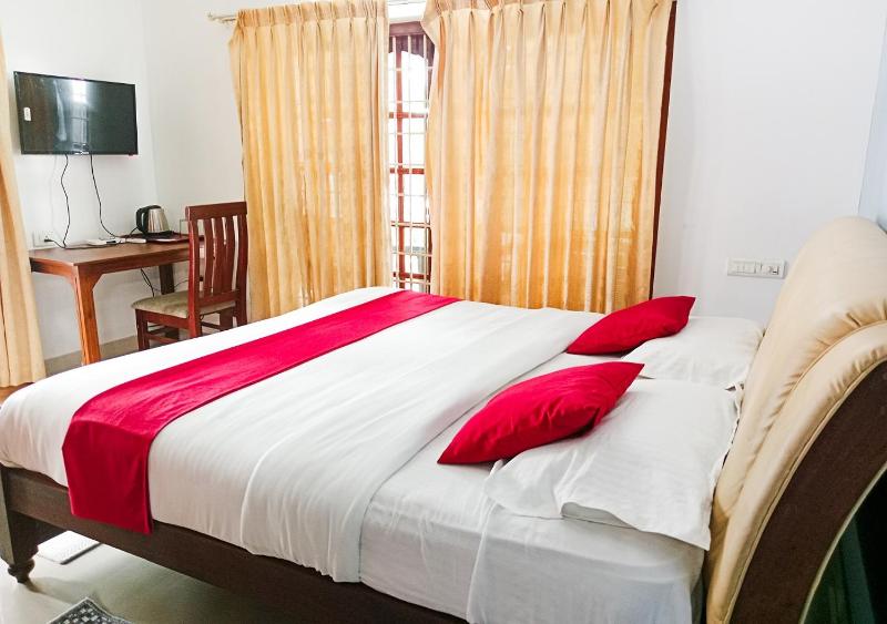 Vaiga Homes - Vembanadu Lakeview Retreat - image 12