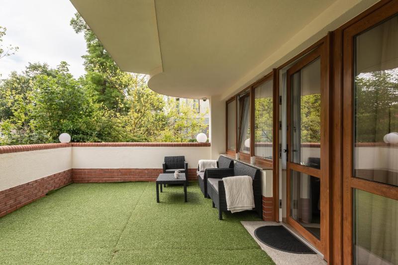 Apartamenty przy Promenadzie Villa Mistral II by Noclegi Renters - image 26