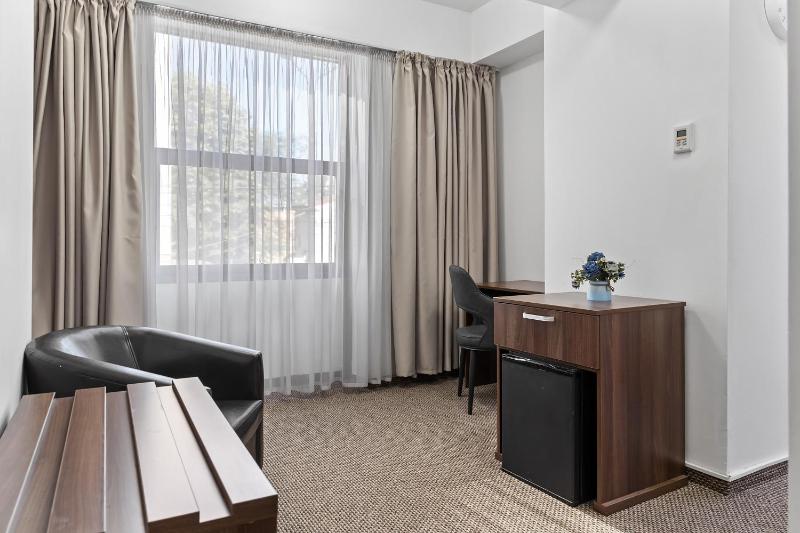 Superior Double Room image 4