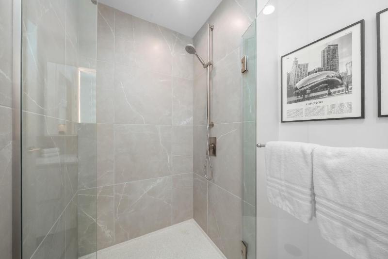 Level Suite image 2