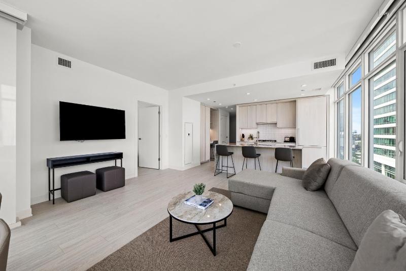 Two Bedroom Suite image 2