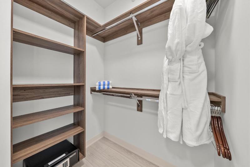 Three-Bedroom Suite image 3