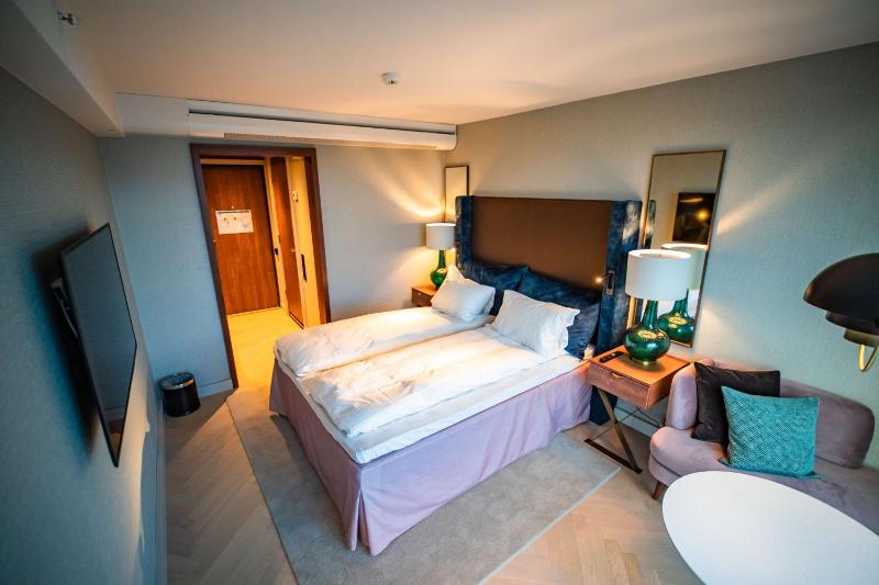 Standard Guest Room image 1