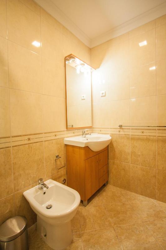 Bungalow image 2