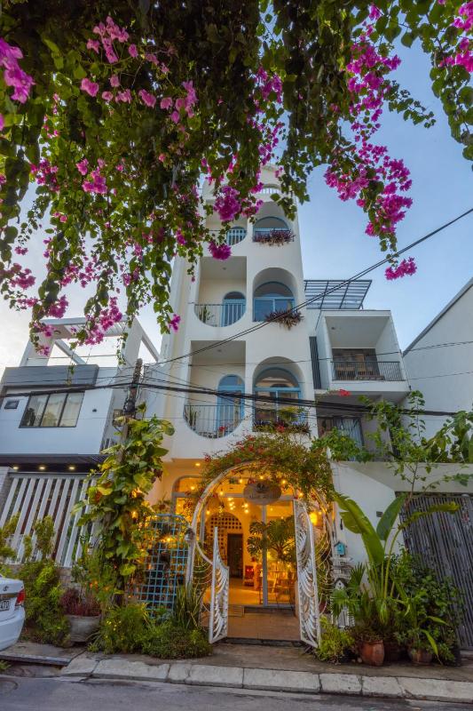 Nest House Homestay - image 1