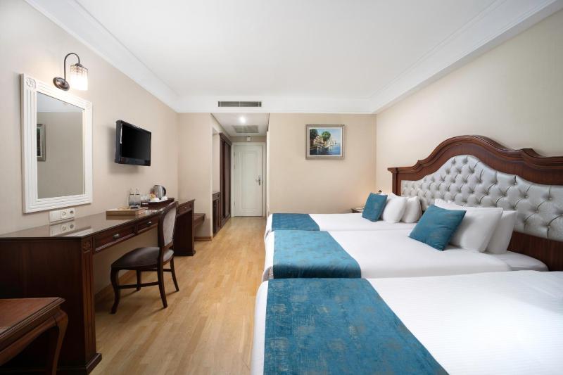 Recital Hotel - image 12