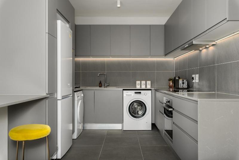 Two-Bedroom Apartment image 4