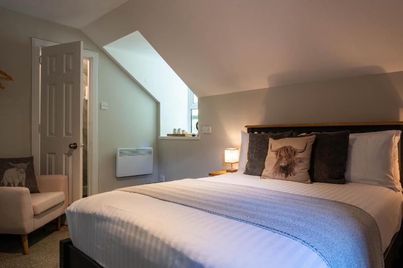 Double Room image 1
