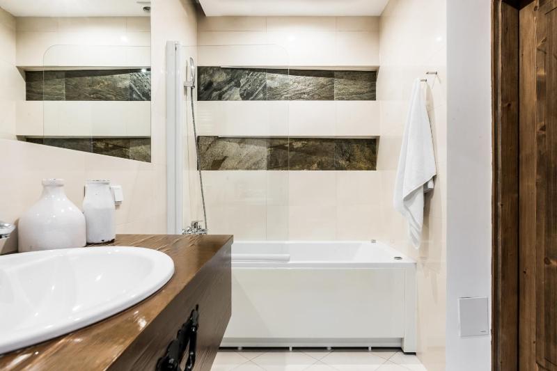 Executive Apartment image 3