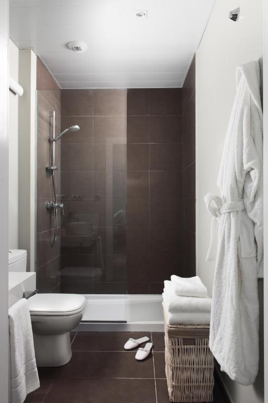 Classic Suite with views to La Rambla image 2