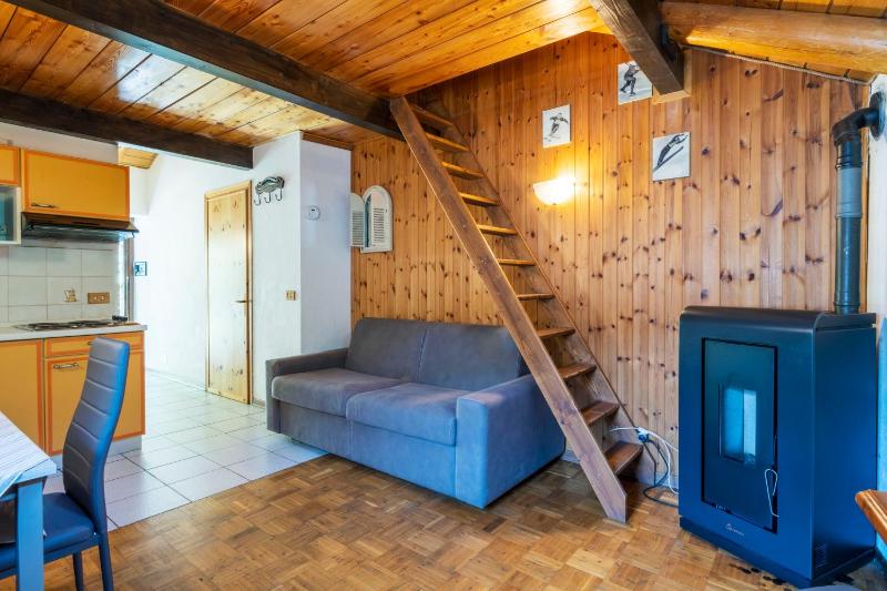 One-Bedroom Apartment (2 Adults + 2 Children) image 4