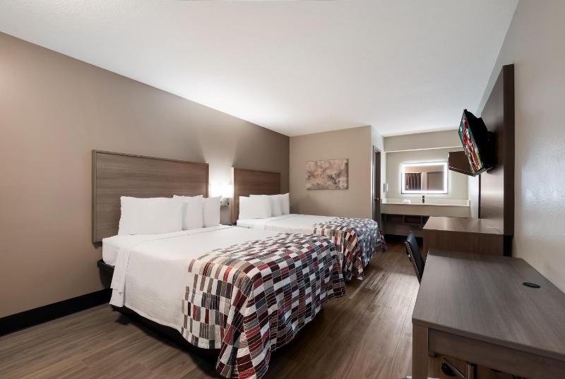 Deluxe Room with Two Double Beds Non-Smoking image 1