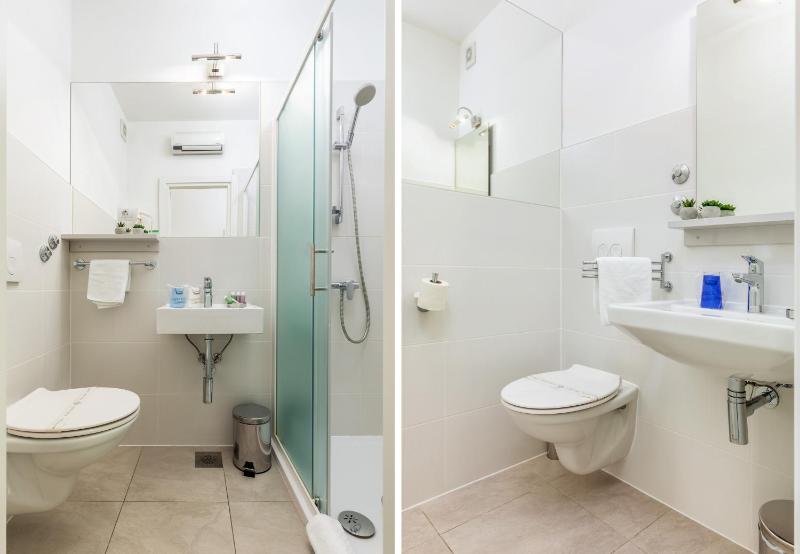 Superior Double or Twin Room with City View image 4