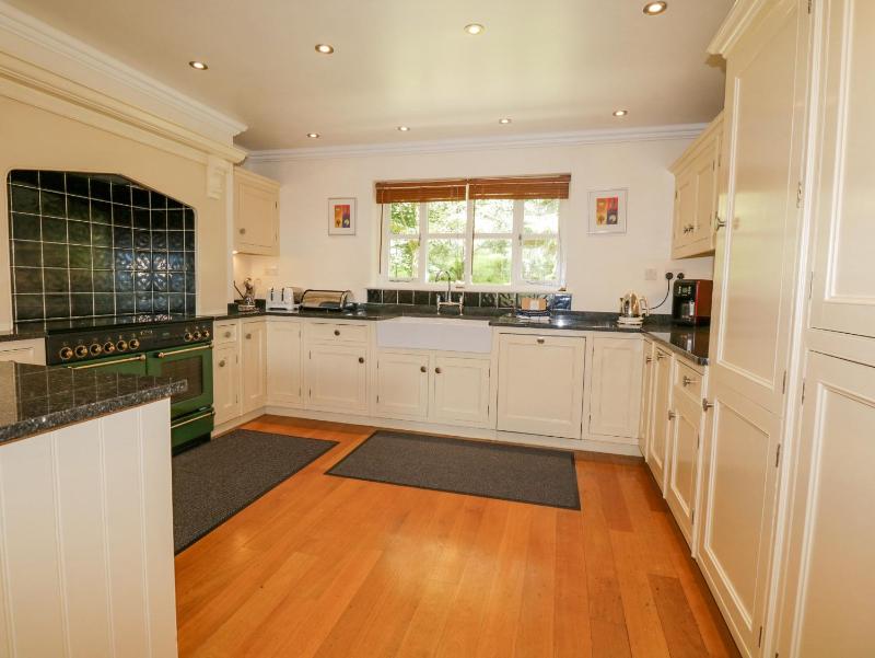 Orchard House - image 37