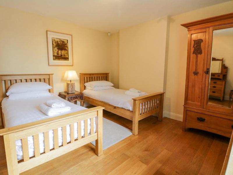 Orchard House - image 14