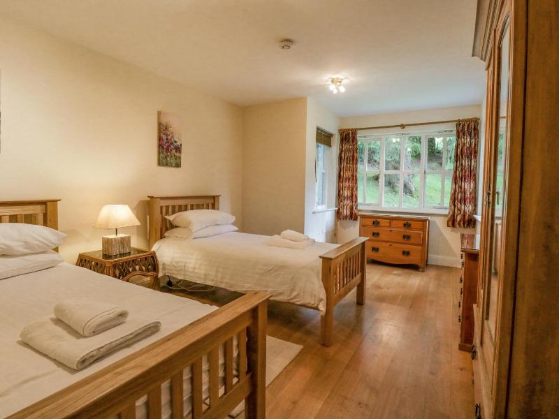 Orchard House - image 29