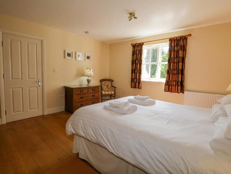 Orchard House - image 4